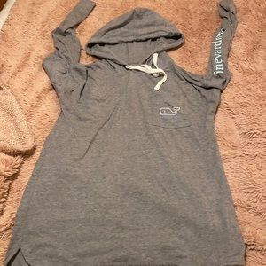 Vineyard vines pullover